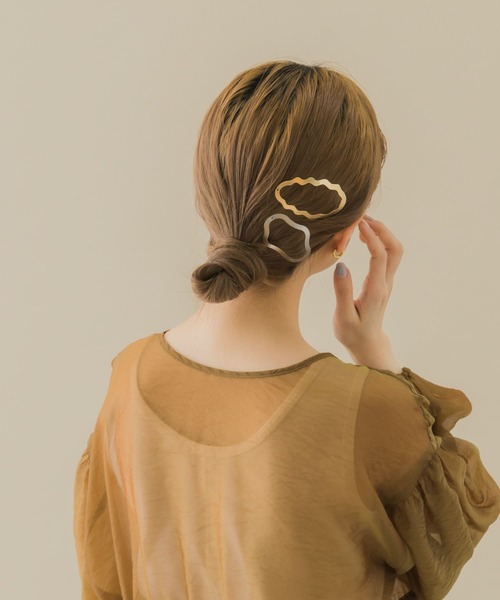 SMELLY(スメリー)の「メタルウェーブ2セットピン(ヘアピン・レディース・ゴールド系その他・-)」の4枚目の写真