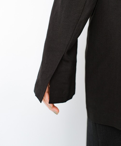 haco!(ハコ)の「サッと羽織ってかっこつく!ジャケット迷子の救世主★無敵の麻混ジャケット(その他アウター・レディース・ブラック/グレイッシュベージュ・MEDIUM/LARGE/X-LARGE/SMALL)」の21枚目の写真