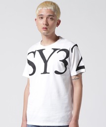 SY32 by SWEET YEARS | SY32 by SWEETYEARS /エスワイサーティトゥバイ スィートイヤーズ /SANS SERIF BIG LOGO TEE(Tシャツ/カットソー)
