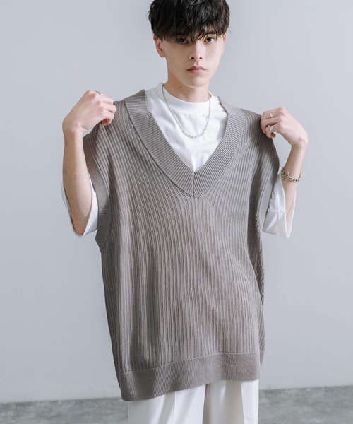 Rocky Monroe(ロッキーモンロー)の「透かし編みVネックニットベスト&白Tee(アンサンブル・メンズ・ブラック/ブルーグレー/グレイッシュベージュ/チャコールグレー・M/L)」の4枚目の写真