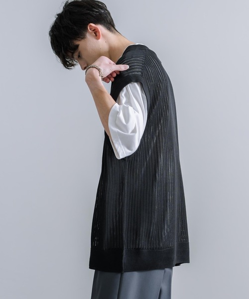 Rocky Monroe(ロッキーモンロー)の「透かし編みVネックニットベスト&白Tee(アンサンブル・メンズ・ブラック/ブルーグレー/グレイッシュベージュ/チャコールグレー・M/L)」の6枚目の写真