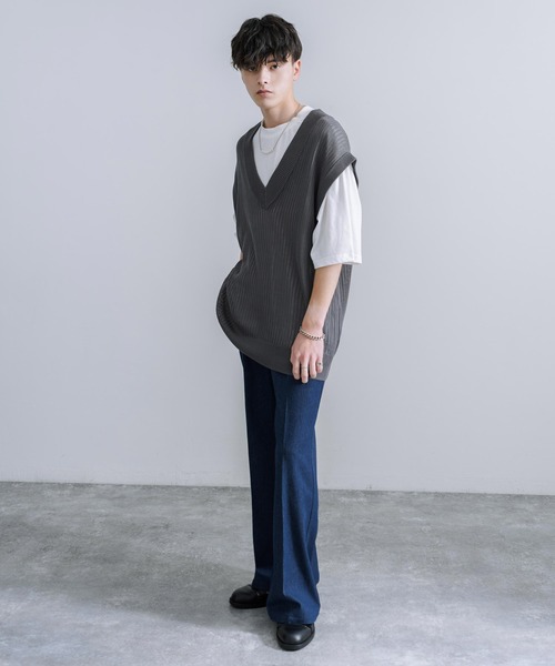 Rocky Monroe(ロッキーモンロー)の「透かし編みVネックニットベスト&白Tee(アンサンブル・メンズ・ブラック/ブルーグレー/グレイッシュベージュ/チャコールグレー・M/L)」の12枚目の写真
