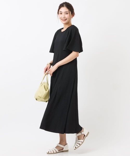 a.v.v（アーヴェヴェ）の「秒映えケープスリーブワンピース（ワンピース・レディース・ライトパープル/クリーム/ブラック・34/42/38/40/36）」の6枚目の写真