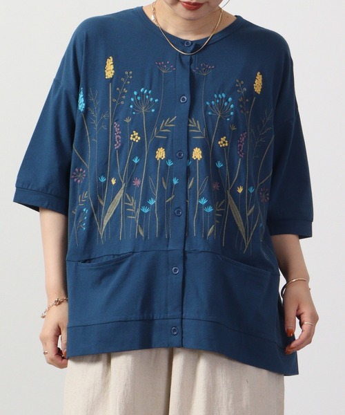 Emago(イマゴ)の「EMAGO 切替え花刺繍 六分袖(カーディガン/ボレロ・レディース・ネイビー/オリーブ系/ブルー・FREE)」の8枚目の写真