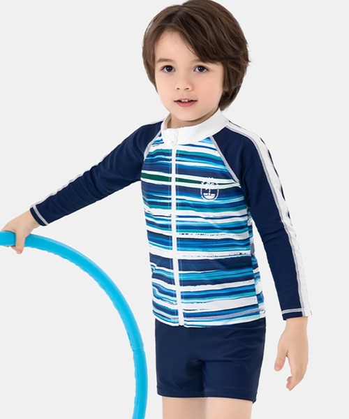 TeddyShop（テディショップ）の「キッズ 長袖プチハイネックラッシュガード+ショートパンツ+キャップ ３点セット（ラッシュガード・キッズ・ネイビー/グリーン系その他/ブルー系その他・120cm/130cm/140cm/90cm/100cm/110cm）」の3枚目の写真