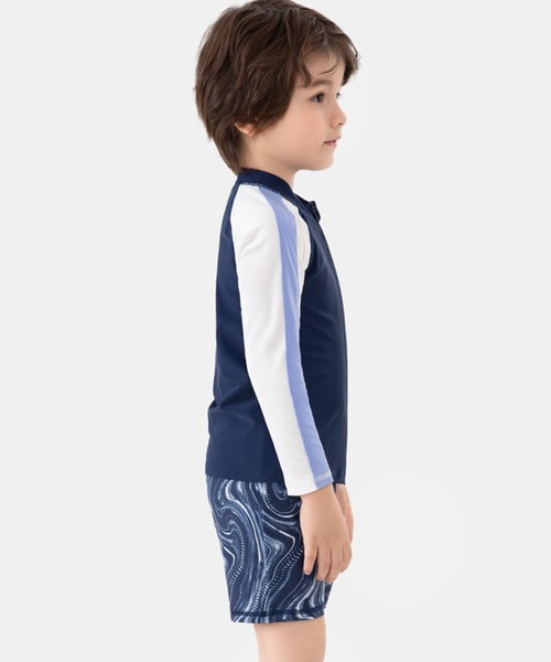 TeddyShop（テディショップ）の「キッズ 長袖プチハイネックラッシュガード+ショートパンツ+キャップ ３点セット（ラッシュガード・キッズ・ネイビー/グリーン系その他/ブルー系その他・120cm/130cm/140cm/90cm/100cm/110cm）」の10枚目の写真