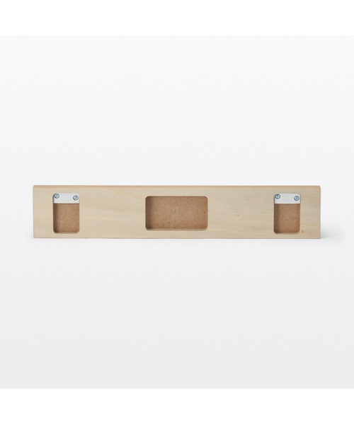 無印良品（ムジルシリョウヒン）の「壁に付けられる家具トレー　オーク材突板　　４４ｃｍ（インテリア雑貨・メンズ・ナチュラル・FREE）」の3枚目の写真