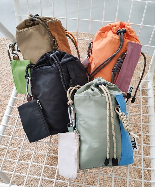 CONTROL FREAK(コントロールフリーク)の「CONTROL FREAK / CTFK(コントロールフリーク)ナイロンハンディショルダー(ショルダーバッグ・レディース・ブラック/ベージュ/グリーン/サンドグレー/アイボリー/ブルー/オリーブ/オレンジ/モスグリーン/マスタード/グレー/ブラウン/レオパード・FREE)」の12枚目の写真