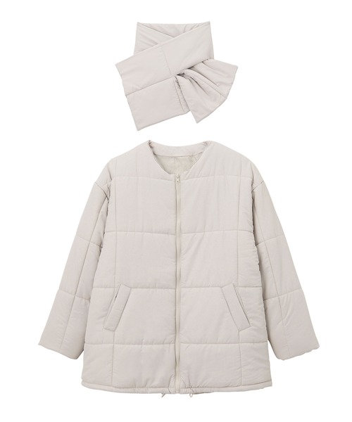 GeeRA（ジーラ）の「ストール付ノーカラーフェイクダウンコート（ダウンジャケット/コート・レディース・アイボリー/ブラック・MEDIUM）」の11枚目の写真