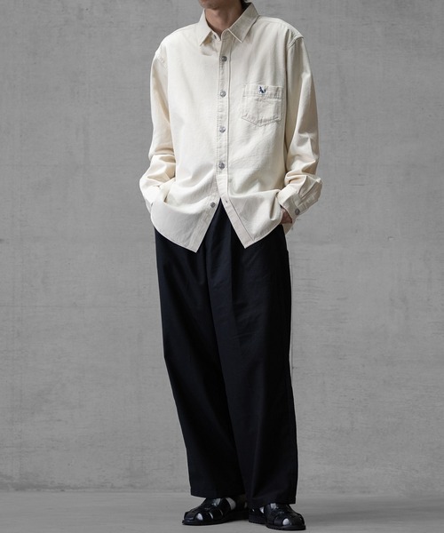 JOHN'S CLOSET（ジョンズクローゼット）の「【a】6.5oz デニム/ツイル ワンポイント刺繍 ルーズサイズ 長袖シャツ（シャツ/ブラウス・メンズ・カーキ/ネイビー/アイボリー/ブルー・MEDIUM/LARGE/X-LARGE）」の10枚目の写真