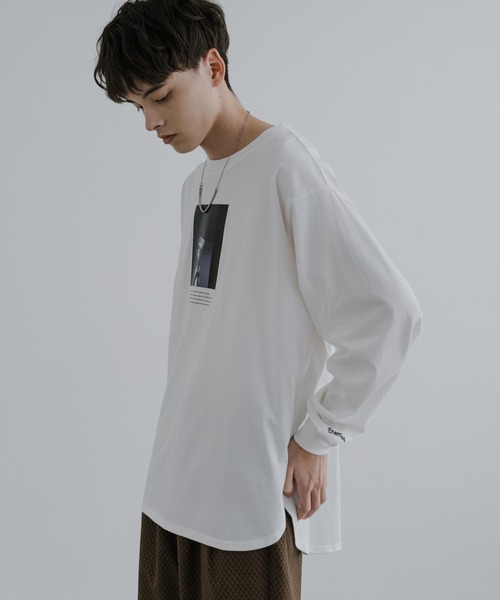 Rocky Monroe（ロッキーモンロー）の「シルケットライク フロントプリントロングスリーブTシャツ（Tシャツ/カットソー・メンズ・ホワイト系/グレー/グレー系/ホワイト/ブラック系/ブラック・L/LL/M）」の2枚目の写真