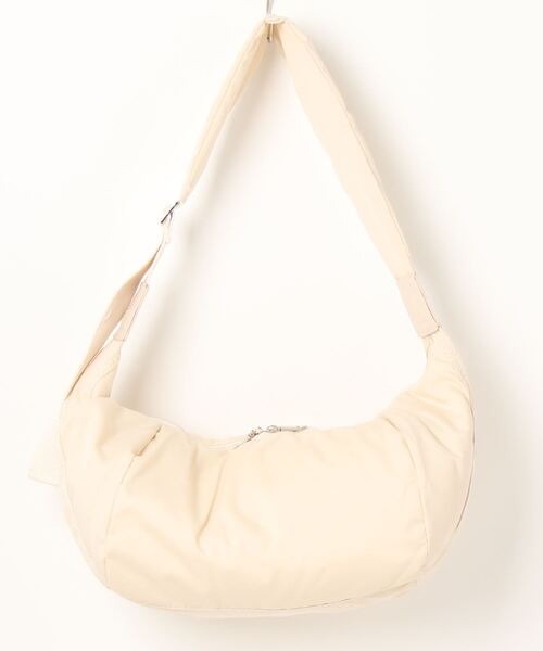 macaroni edge（マカロニエッジ）の「〈macaroni edge/マカロニエッジ〉ナイロン ショルダーバッグ（ショルダーバッグ・メンズ・ピンク/グリーン/ブルー/アイボリー/ブラック/ベージュ・ONE SIZE）」の2枚目の写真