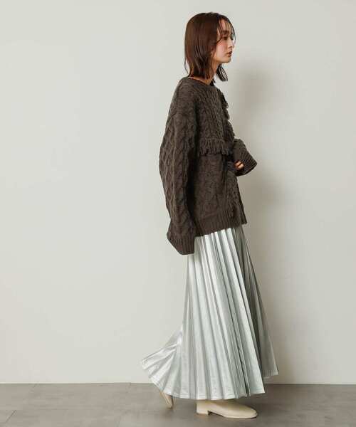 SENSE OF PLACE by URBAN RESEARCH(センスオブプレイスバイアーバンリサーチ)の「フェイクレザーロングプリーツスカート(スカート・レディース・ブラック/ライトベージュ/ブラウン/シルバー・ONE)」の12枚目の写真