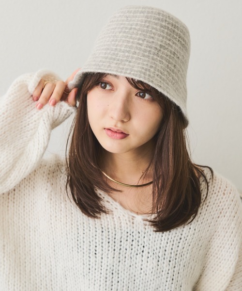 Aunt Marie's(アントマリーズ)の「シャギーチェックベルハット(ハット・レディース・チャコールグレー/アイボリー/ベージュ・FREE)」の8枚目の写真