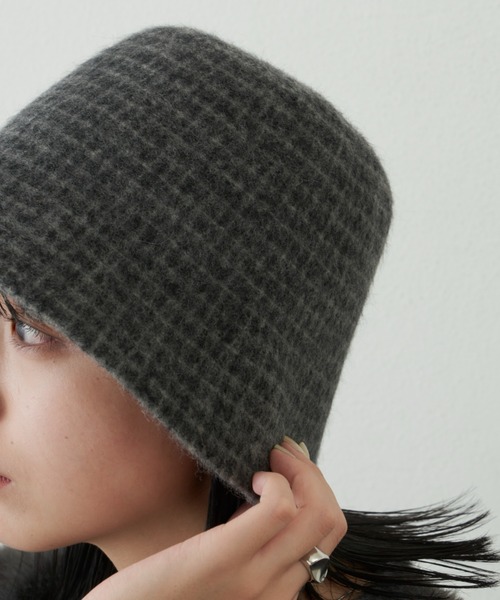 Aunt Marie's(アントマリーズ)の「シャギーチェックベルハット(ハット・レディース・チャコールグレー/アイボリー/ベージュ・FREE)」の11枚目の写真