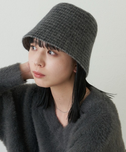 Aunt Marie's(アントマリーズ)の「シャギーチェックベルハット(ハット・レディース・チャコールグレー/アイボリー/ベージュ・FREE)」の10枚目の写真