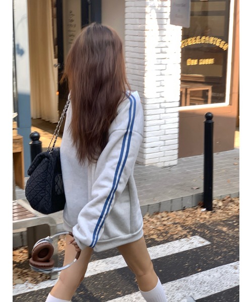 DEVICE(デバイス)の「Chcuh ダブルライン シンプル トラックジャケット風 スウェット トレーナー(スウェット・レディース・ブラック/グレー/ブラウン・FREE)」の17枚目の写真