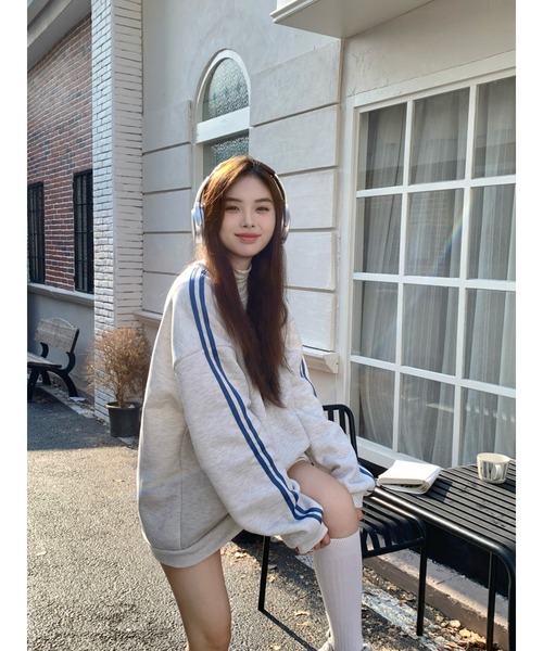 DEVICE(デバイス)の「Chcuh ダブルライン シンプル トラックジャケット風 スウェット トレーナー(スウェット・レディース・ブラック/グレー/ブラウン・FREE)」の15枚目の写真