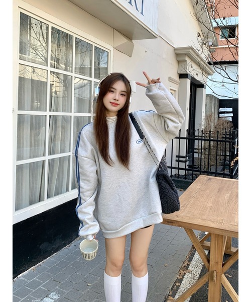 DEVICE(デバイス)の「Chcuh ダブルライン シンプル トラックジャケット風 スウェット トレーナー(スウェット・レディース・ブラック/グレー/ブラウン・FREE)」の16枚目の写真