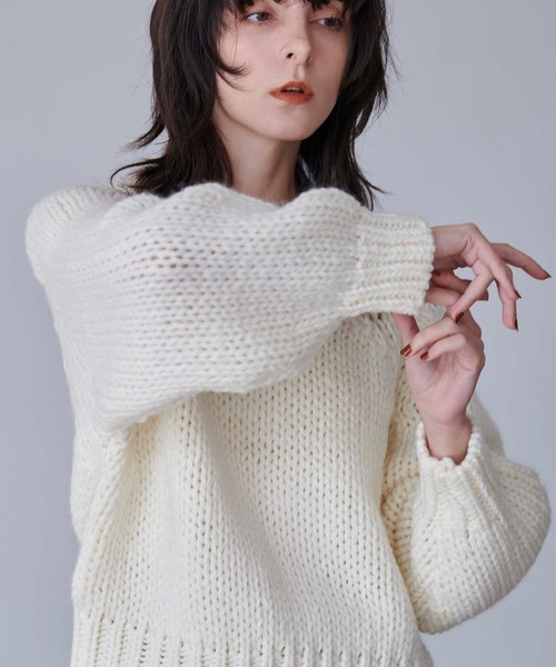 CEDNIE(セドニー)の「ローゲージラグランスリーブウールニット(ニット/セーター・レディース・オフホワイト/グレー・M)」の3枚目の写真