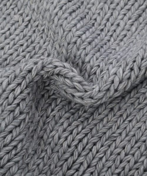 CEDNIE（セドニー）の「ローゲージラグランスリーブウールニット