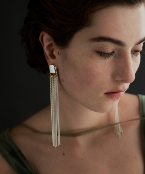 loni（ロニ）の「【金属アレルギー対応】Willow Fringe Pierce/フリンジピアス（ピアス（両耳用）・レディース・その他・FREE）」の4枚目の写真