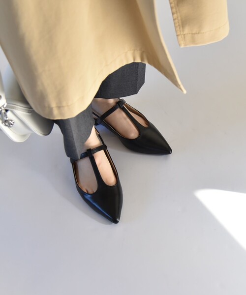 quaranciel(カランシエル)の「quaranciel: Tストラップ ポインテッド パンプス(パンプス・レディース・ブラック/ピンク/ブルー・25/45/40/30/35)」の6枚目の写真