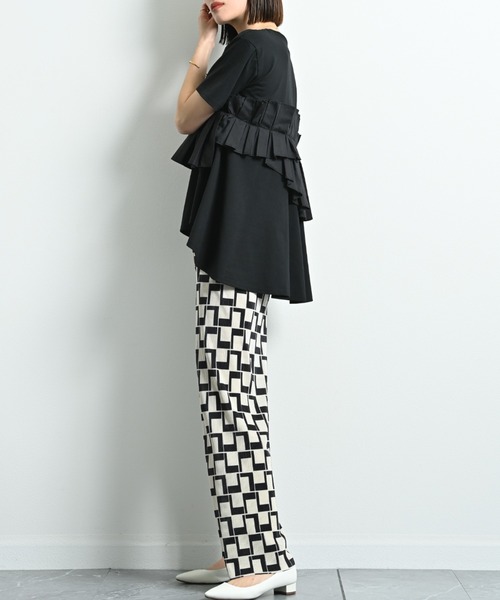 INTERPLANET（インタープラネット）の「ＴＣブロードアシメフリルＴシャツ（Tシャツ/カットソー・レディース・オフホワイト/ブラック・FREE）」の10枚目の写真