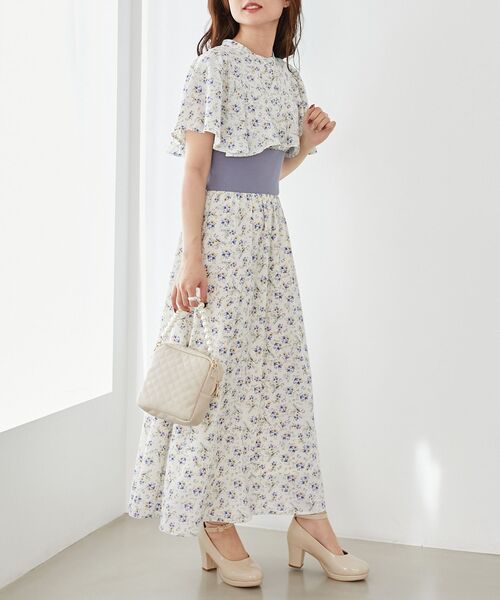 MAJESTIC LEGON(マジェスティックレゴン)の「パピヨンスリーブコルセットワンピ(ワンピース・レディース・ホワイト系その他2/ブルー系その他2/グレー系その他・X-SMALL/SMALL/MEDIUM)」の18枚目の写真