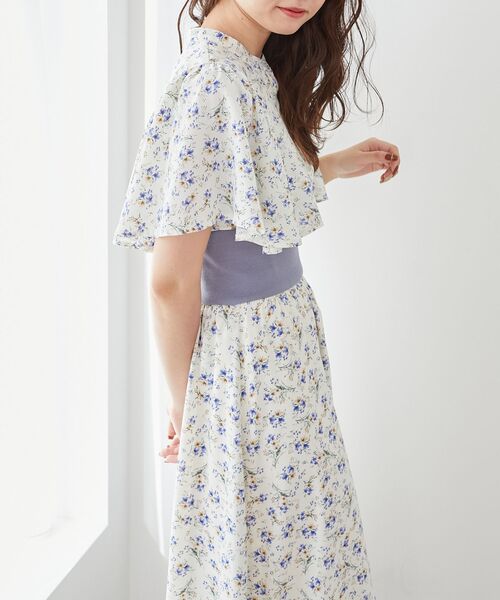 MAJESTIC LEGON(マジェスティックレゴン)の「パピヨンスリーブコルセットワンピ(ワンピース・レディース・ホワイト系その他2/ブルー系その他2/グレー系その他・X-SMALL/SMALL/MEDIUM)」の21枚目の写真