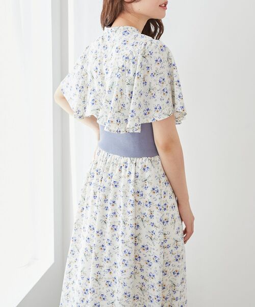 MAJESTIC LEGON(マジェスティックレゴン)の「パピヨンスリーブコルセットワンピ(ワンピース・レディース・ホワイト系その他2/ブルー系その他2/グレー系その他・X-SMALL/SMALL/MEDIUM)」の22枚目の写真