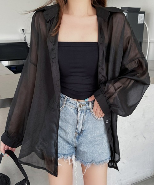 SEU(エスイーユー)の「【10色展開】着る日傘 トレンドシアーシャツカーディガン ゆったり 体型カバー 紫外線対策 冷房対策 オフィスカジュアル きれいめカジュアル(シャツ/ブラウス・レディース・ベージュ/ホワイト/ブルー/チャコール/スモークピンク/パープル/ピンク/ブラック/ライトパープル/グリーン・フリー)」の2枚目の写真