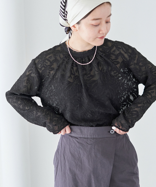 IENA（イエナ）の「カットジャガードクルーネックブラウス（シャツ