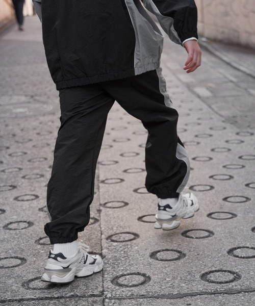 GLOBAL WORK（グローバルワーク）の「トラックパンツ/AND YUA ANY/104714（その他パンツ・キッズ・ネイビー/ブラック・150cm/160cm）」の22枚目の写真