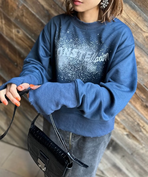 mi via loca（ミヴィアロカ）の「Vintageライク ダメージ加工 ラメプリント裏毛スウェット（スウェット・レディース・ネイビー/オートミール/ピンク・FREE）」の17枚目の写真