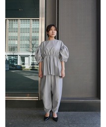ENCHANTEMENT アンシャントマン　パフスリーブ　ペプラム　トップス 美品！ENCHANTEMENT アンシャントマン＊パフスリーブブラウス