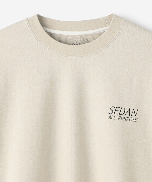 SEDAN ALL-PURPOSE(セダンオールパーパス)の「SEDAN ALL-PURPOSE | ロゴ スウェット MEN(スウェット・メンズ・カーキ系1/ライトグレー・XL/L/M)」の5枚目の写真