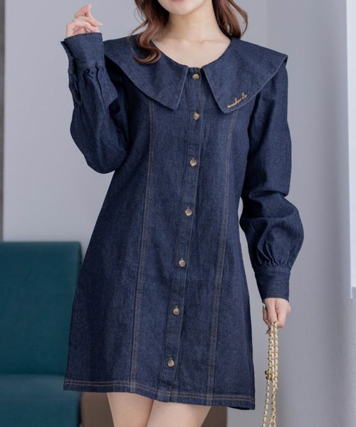 clear（クリア）の「刺繍入りビックカラーデニムミニワンピース≪2024SS新作≫（ワンピース・レディース・インディゴブルー/ライトブルー・F）」の2枚目の写真