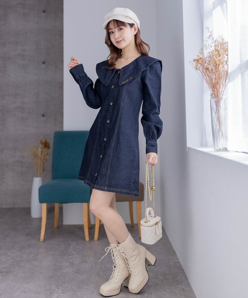 clear(クリア)の「刺繍入りビックカラーデニムミニワンピース clear(クリア)の「刺繍入りビックカラーデニムミニワンピース