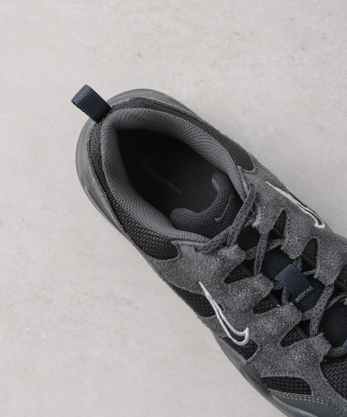NIKE（ナイキ）の「NIKE/ナイキ ウィメンズ テック ヘラ（スニーカー・レディース・ブラック/ホワイト・23/24/25）」の14枚目の写真