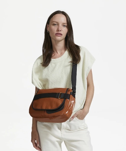 Jack Gomme（ジャックゴム）の「【JACK GOMME/ジャックゴム】ショルダーバッグ　メッセンジャーバッグ GABY（ショルダーバッグ・レディース・アイボリー/ネイビー・FREE）」の9枚目の写真