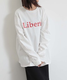 ロゴロングスリーブゆるカットソー