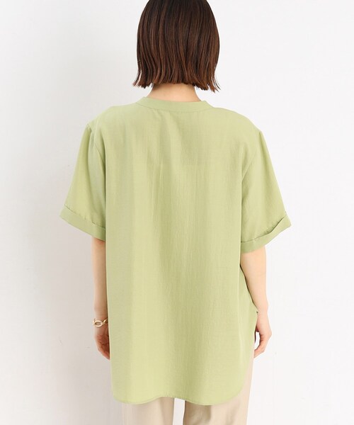 THE SHOP TK （ザ ショップ ティーケー ）の「◆【魅せる体型カバー服】Wポケット6分袖シャツ/洗える（シャツ/ブラウス・レディース・ライトグレー/オフホワイト/カーキ/ネイビー/サックスブルー/スミクロ/ベージュ・13/12）」の21枚目の写真