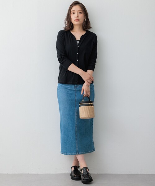 23区(ニジュウサンク)の「【SLOW/一部店舗限定】シアーツイストシングルジャージー カーディガン(Tシャツ/カットソー・レディース・ブラック系/グレー系/ベージュ系/ローズ系・40/38)」の10枚目の写真