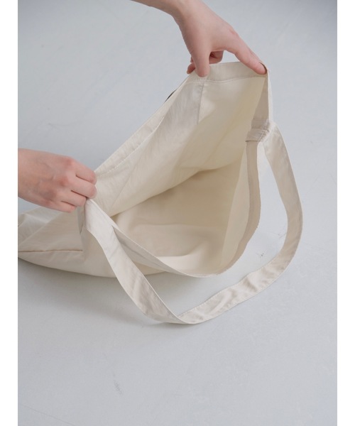 JUMELLE（ジュメロ）の「color daily bag（トートバッグ・レディース・ピンク/レッド/アイボリー/ブラック・FREE）」の18枚目の写真