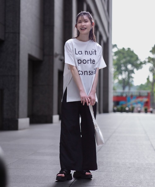 HusHusH（ハッシュアッシュ）の「【 UVカット 吸水速乾 】 HusHusH ハッシュアッシュ ビッグロゴTシャツ（Tシャツ/カットソー・レディース・ナチュラル/ホワイト/ブラック・M/L）」の11枚目の写真