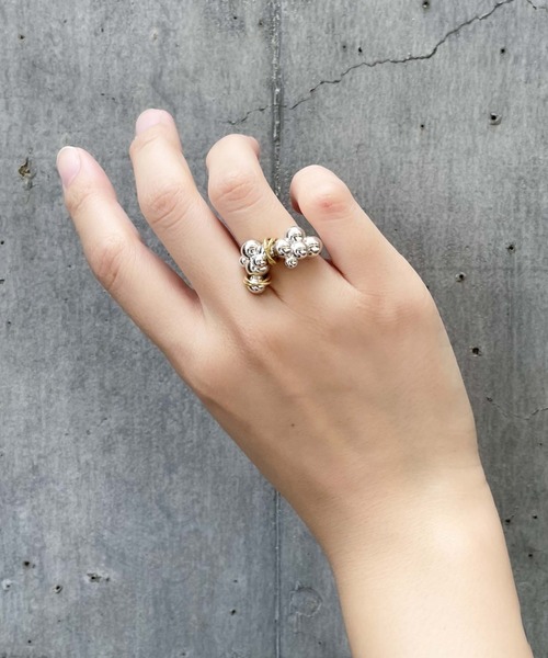 LAPUIS(ラピュイ)の「LAPUIS(ラピュイ)Coil Grain ring(リング・レディース・ゴールド/マルチ・11号/13号)」の7枚目の写真