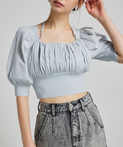 rienda（リエンダ）の「バストギャザークロップハーフスリーブニットトップス 半袖 夏服 サマーニット（ニット/セーター・レディース・ブラック/ライトピンク/ライトブルー/ホワイト・FREE）」の4枚目の写真