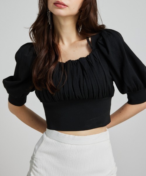 rienda（リエンダ）の「バストギャザークロップハーフスリーブニットトップス 半袖 夏服 サマーニット（ニット/セーター・レディース・ブラック/ライトピンク/ライトブルー/ホワイト・FREE）」の3枚目の写真