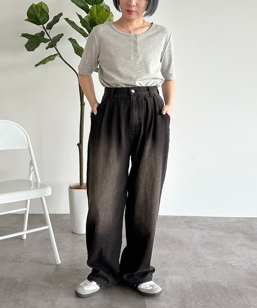 apres jour mignon（アプレジュールミニョン）の「丈アソートヘンリー半袖トップス【ZOZOTOWN限定アイテム】（Tシャツ/カットソー・レディース・ブルー/ナチュラル/杢グレー/ブラック系その他/レッド系その他/レッド/アイボリー/ブラック系その他2/グレー系その他/ブラック・フリー/X-LARGE）」の20枚目の写真